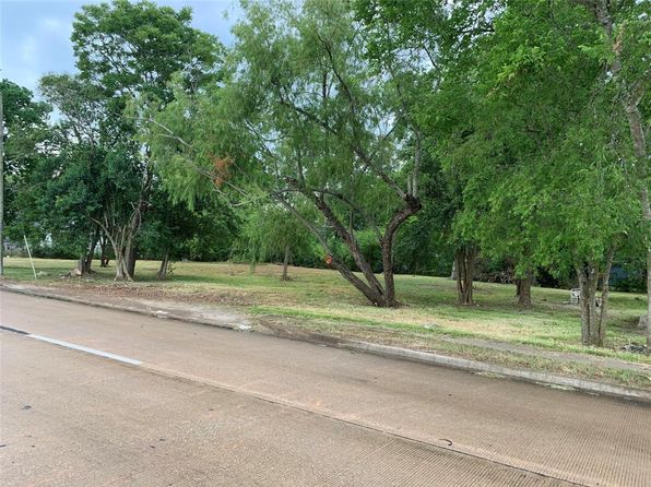 2318 Highway 3, Dickinson, TX 77539