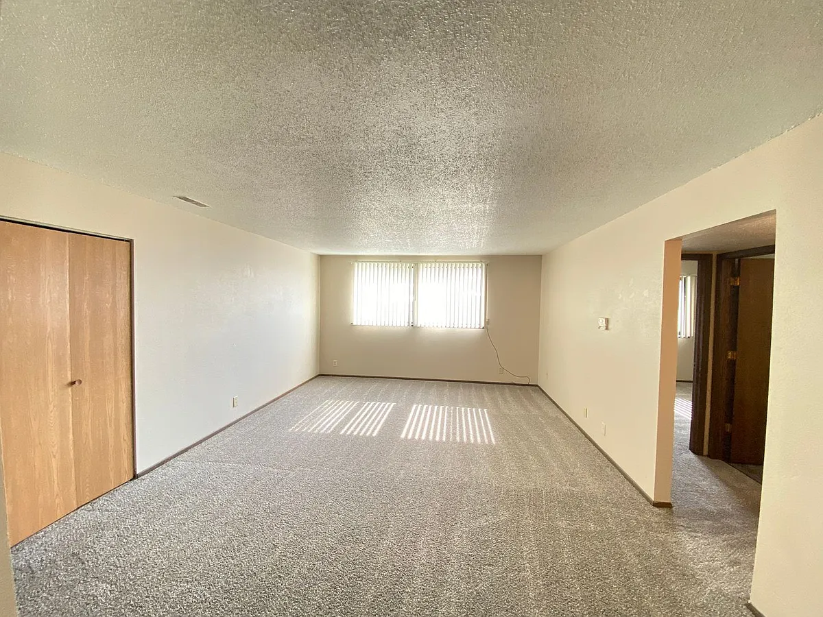 Building Photo - 3729 W 9th Street