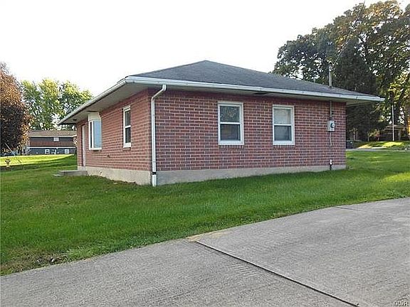 4th image of 2029 Schweitzer Ave