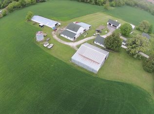 42W999 Empire Rd, Saint Charles, IL 60175