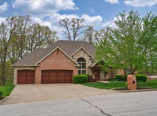 108 E Metalwood Dr, Republic, MO 65738