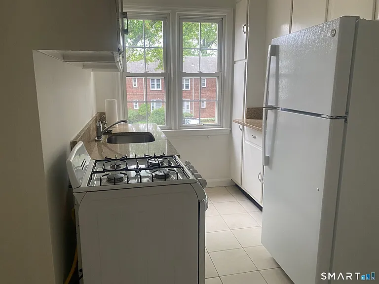 2475 Summer St #1N — Photo 7