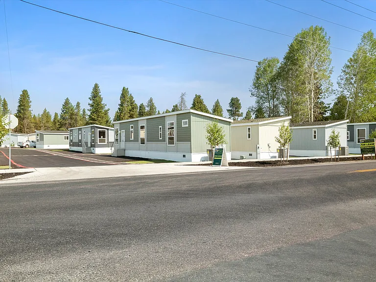 Unit could vary slightly with appliances and colors. Some pictures are virtually staged.