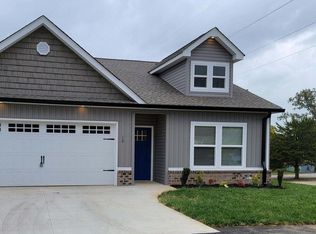 10 Moon Beam Ln, Ringgold, GA 30736