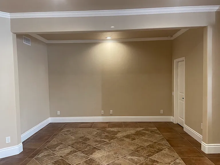 2355 Castlegate Ln — Photo 26