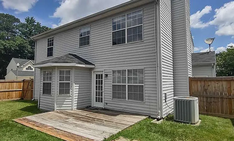 801 Ward Ct — Photo 30