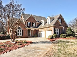 11935 Abernathy Rd, Charlotte, NC 28216