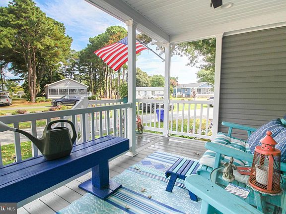 4th image of 26637 Landing Rd #19
