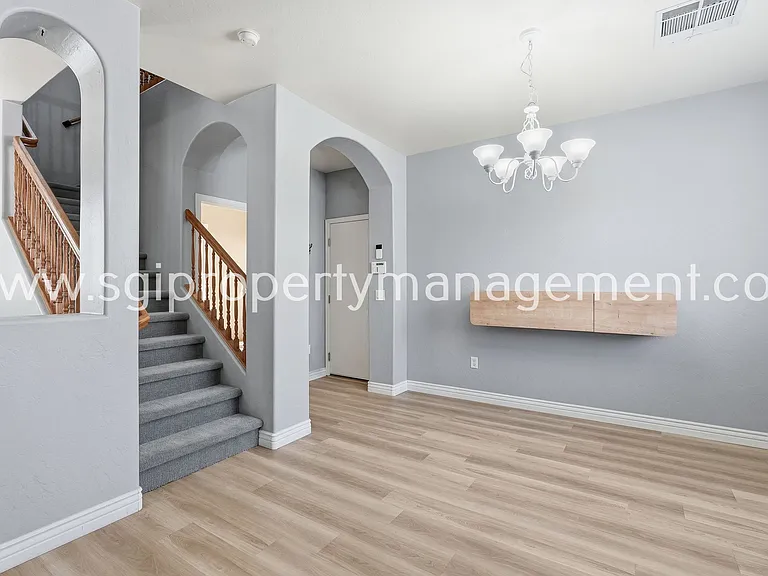 115 W Mountain Sage Dr — Photo 9