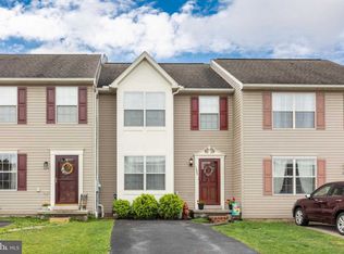 1226 Wanda Dr, Hanover, PA 17331