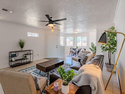 8900 La Vida Ln SW, Albuquerque, NM, 87121