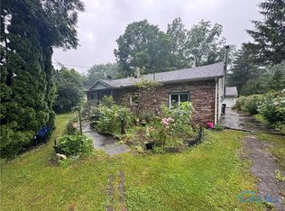 1021 N Crissey Rd, Holland, OH 43528