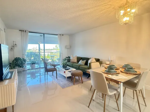 4640 Lucerne Lakes Blvd #402, Lake Worth, FL 33467