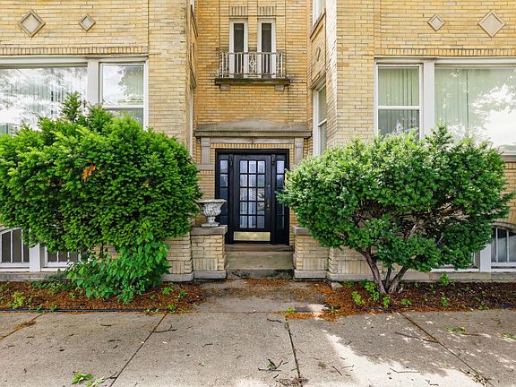 2nd image of 17 Garfield St