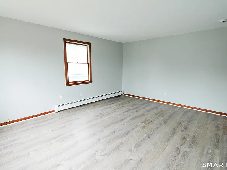 17 Pinehurst Ave #2 — Photo 16