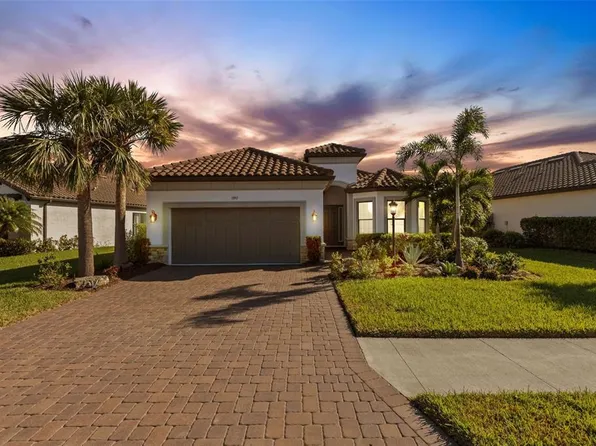 5397 Bartolomeo St, Sarasota, FL 34238