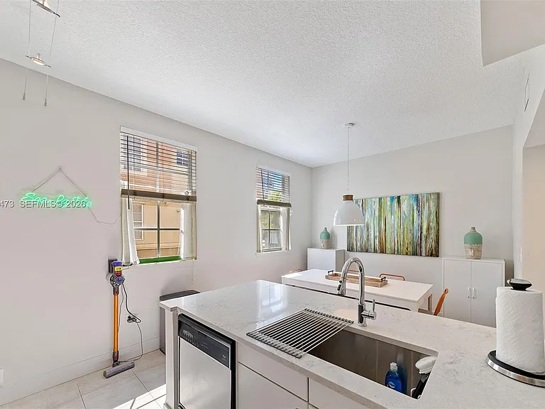 2067 S Ocean Dr #Townhouse 5 — Photo 10