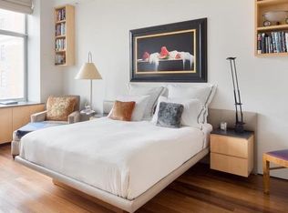 201 W 17th St APT 2C, New York, NY 10011