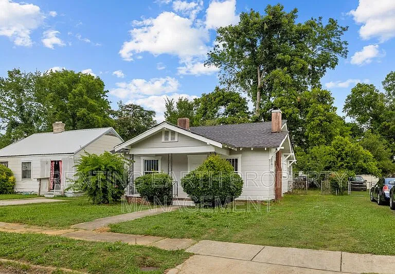 4813 Court S — Photo 2