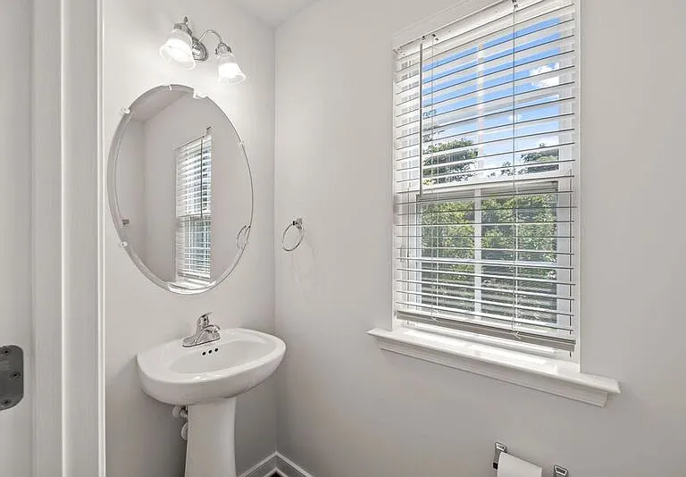 3372 Dewsberry Ln — Photo 6