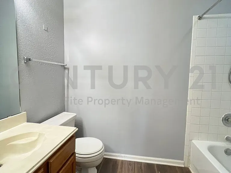 2019 Longmeadow Ct — Photo 13