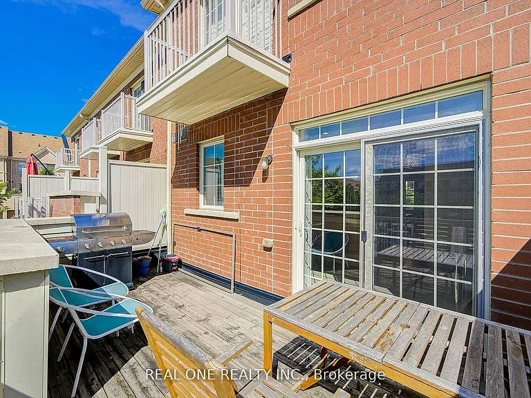 9 Ruskov Ln #UPPER — Photo 29