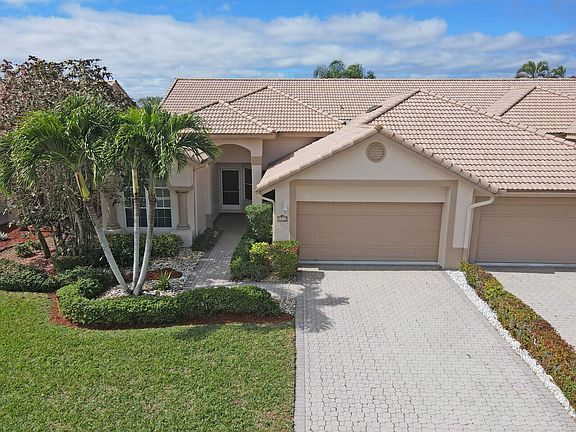 3rd image of 8817 Shoal Creek Lane