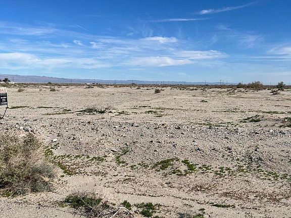 5th image of 2196 Palm Way