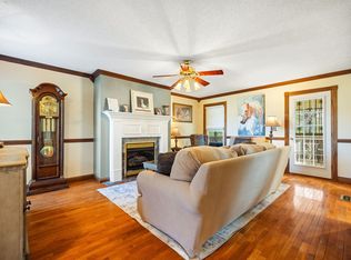 18 River Bend Dr, London, KY 40744