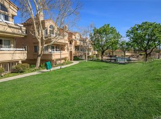 19822 Sandpiper Pl UNIT 33, Santa Clarita, CA 91321