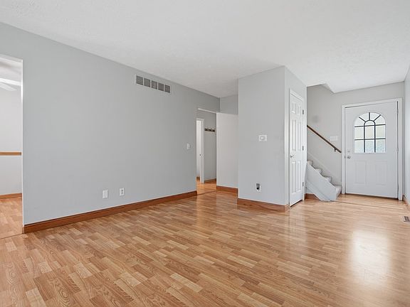 5th image of 1532 Hunt Dr APT A