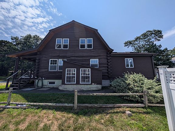 3rd image of 40 Daisy Hill Road
