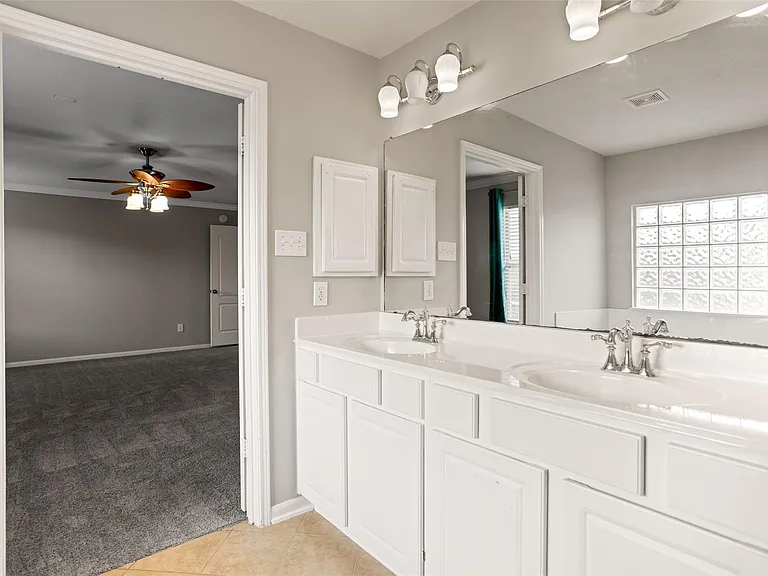 30322 Deleon Fields Dr — Photo 43