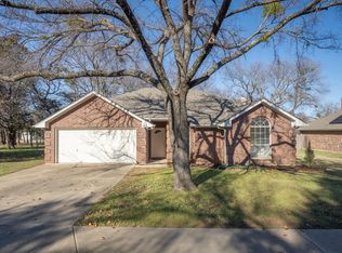 531 Amy Jo Cir, Aubrey, TX 76227