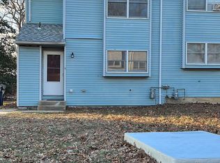 10 S Indian Valley Ct, Tuckerton, NJ 08087