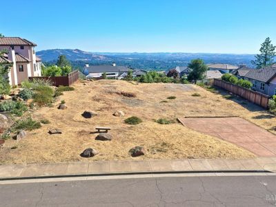 2220 Newgate Court, Santa Rosa, CA, 95404