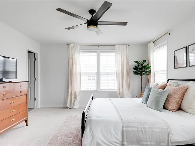 1335 Claytor Ln — Photo 27