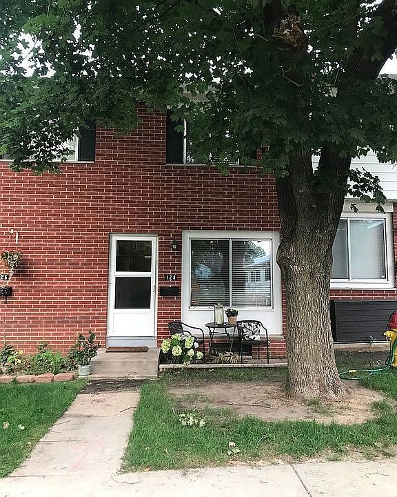 1st image of 128 Arbor Ct