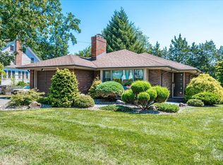 22 Homer Pl, Metuchen, NJ