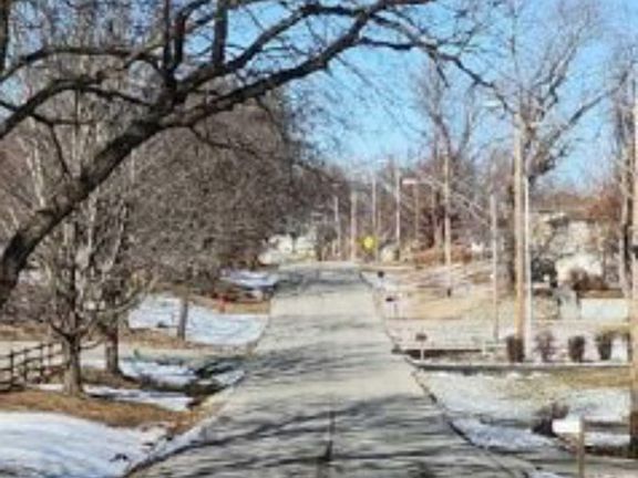 Exterior Neighborhood (street photo)