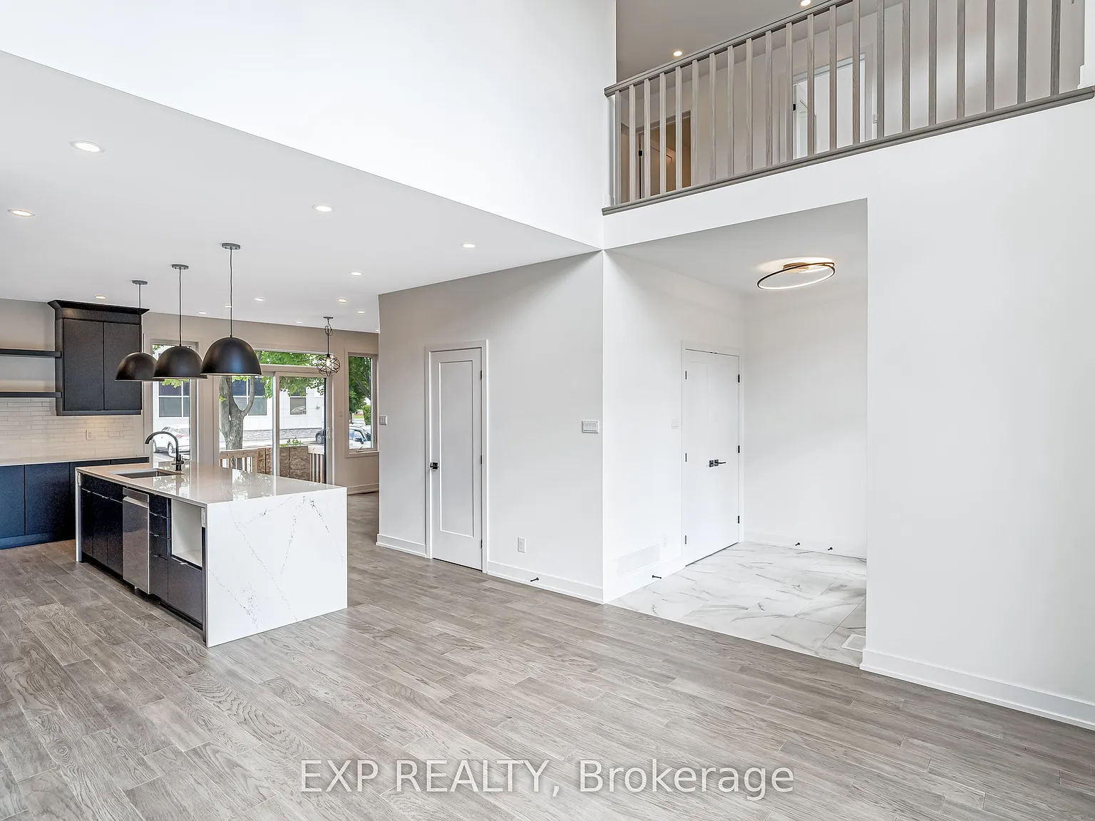 5 bed, $5,000 — Photo 4