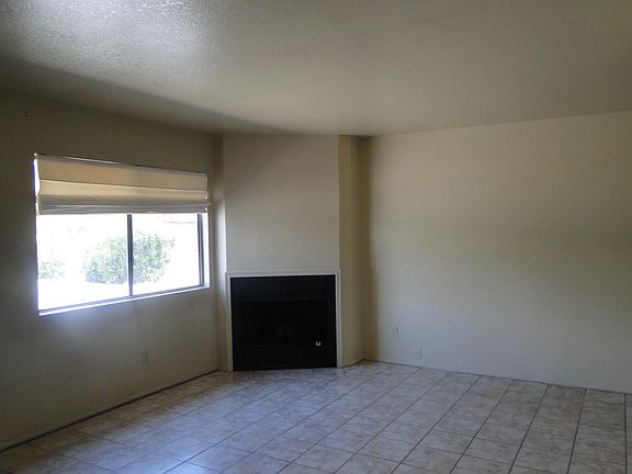 4th image of 2849 N Sparkman Blvd #1