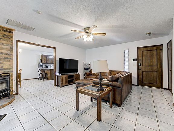 3rd image of 1241 Timber Ridge Dr
