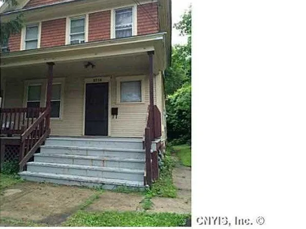 3714 S Salina St, Syracuse, NY 13205