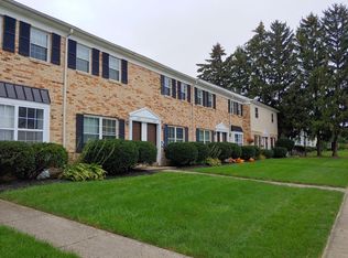 1243 Weybridge Rd, Columbus, OH 43220