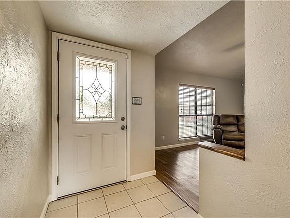 3rd image of 4016 Shagbark St