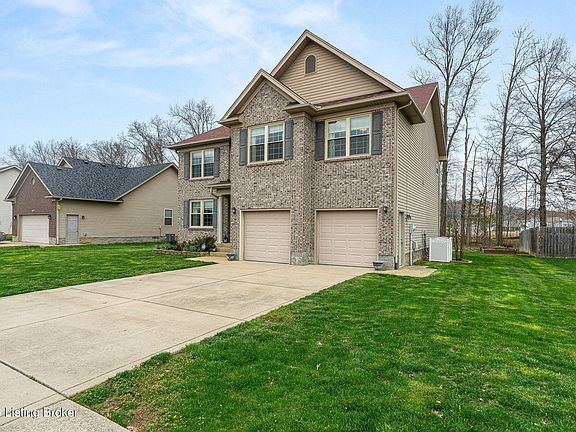3rd image of 274 Red Crest Dr