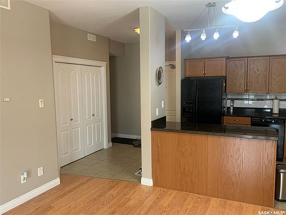 5th image of UNIT 403-333 Nelson ROAD