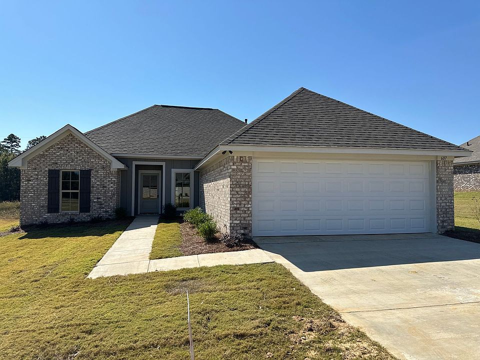 1st image of 607 Westfield Dr