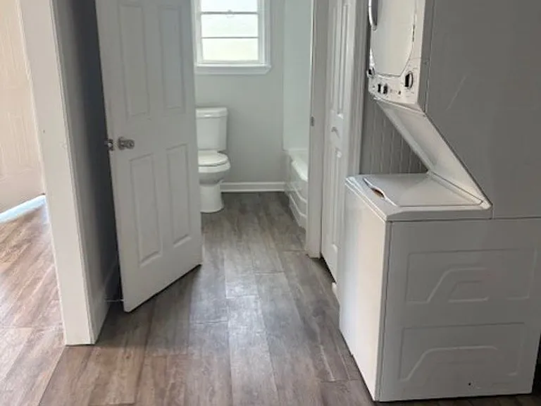 600 McPherson St — Photo 7